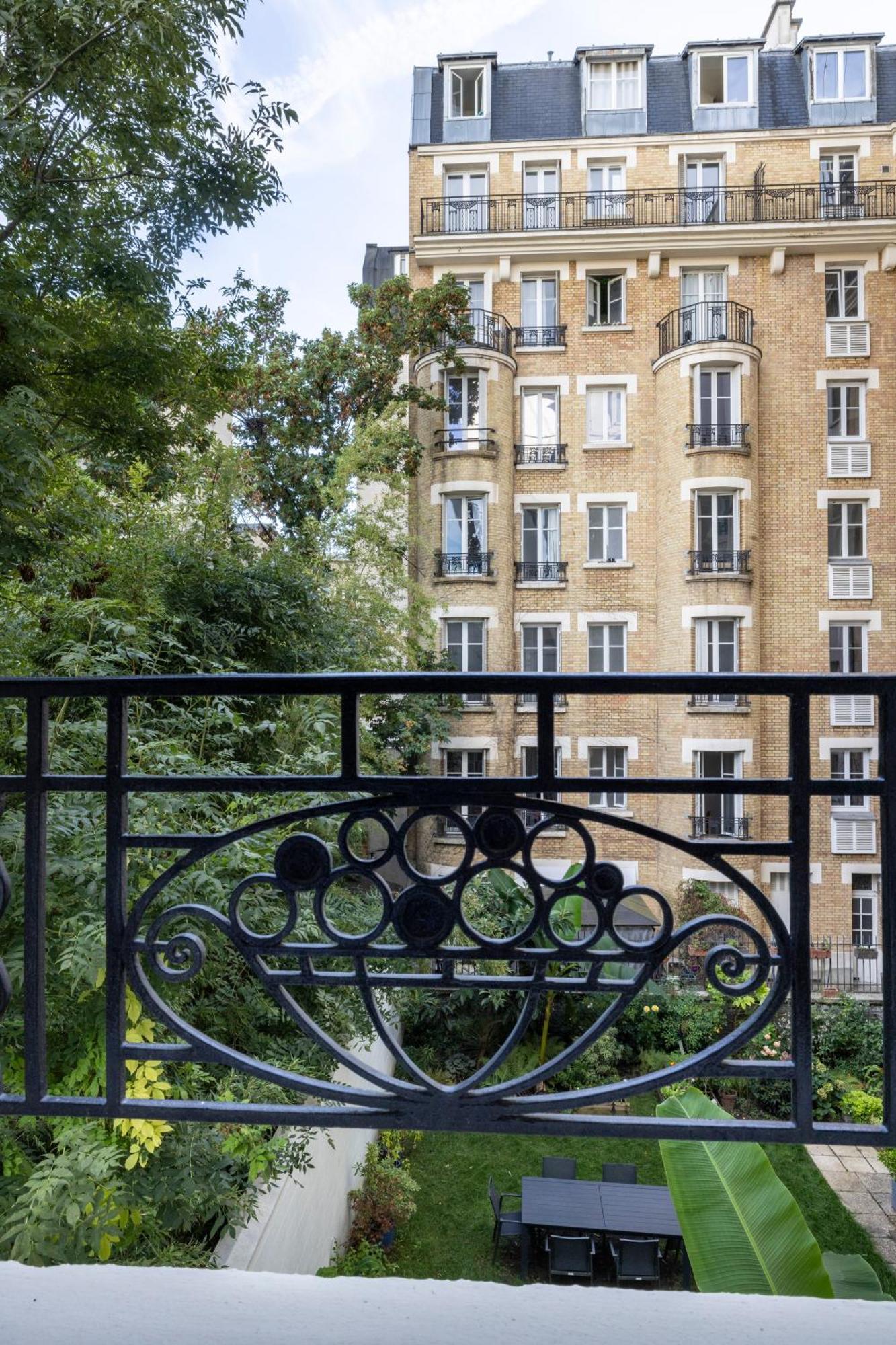 Hotel La Conversation Paris Exterior photo